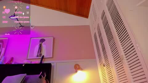   online show from 10.09.25