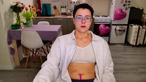 Snapshot of chloe_x_ chatting on 02.16.26 Eva and Sandra online show from 02.16.26