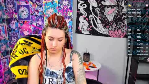 Snapshot of chloebloss0m chatting on 11.21.25 Boni online show from 11.21.25