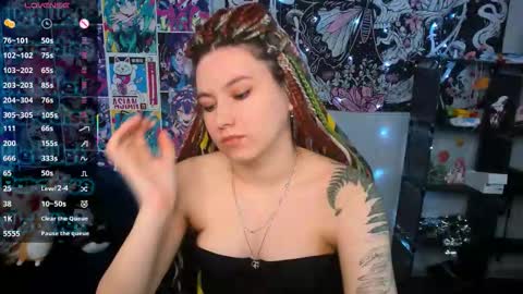 Snapshot of chloebloss0m chatting on 12.04.25 Boni online show from 12.04.25