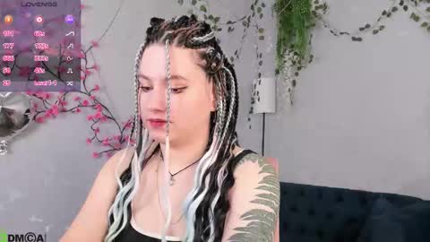 Snapshot of chloebloss0m chatting on 02.20.26 Boni online show from 02.20.26