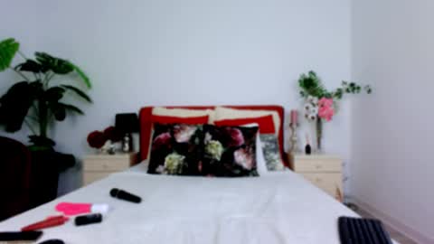 Chloe online show from 11.13.25