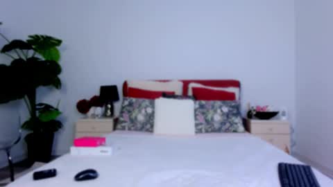 Chloe online show from 03.25.26