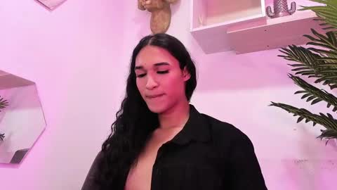 Snapshot of chloee_adams_ chatting on 02.06.25 Chloe online show from 02.06.25