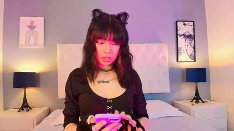 chloeesky online show from 10.03.25