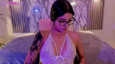 Snapshot of chloemasonn chatting on 03.11.26 chloemasonn online show from 03.11.26
