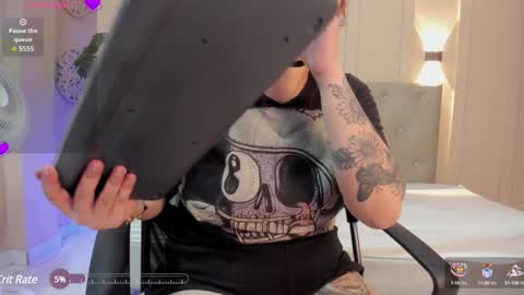 Snapshot of chloerossee chatting on 02.09.25 Chloe rosse online show from 02.09.25