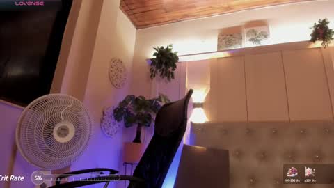 Snapshot of chloerossee chatting on 02.10.25 Chloe rosse online show from 02.10.25