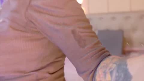 Snapshot of chloerossee chatting on 11.19.25 Chloe rosse online show from 11.19.25