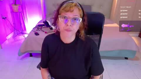 Snapshot of chloerossee chatting on 06.20.26 Chloe rosse online show from 06.20.26