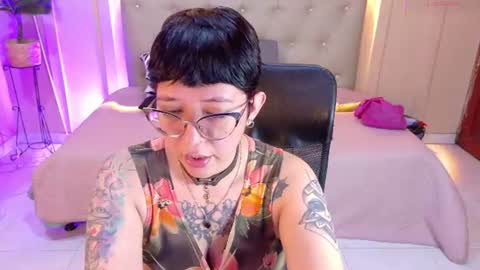 Snapshot of chloerossee chatting on 07.17.26 Chloe rosse online show from 07.17.26