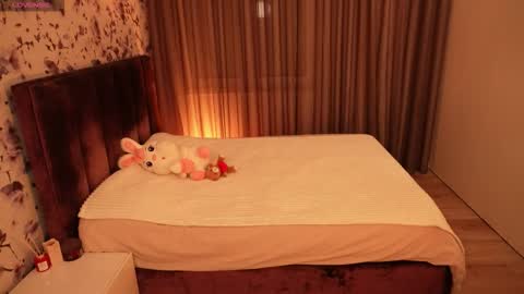 Snapshot of chloespark chatting on 02.19.26 Chloe online show from 02.19.26