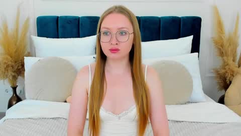 Chloe online show from 05.21.26