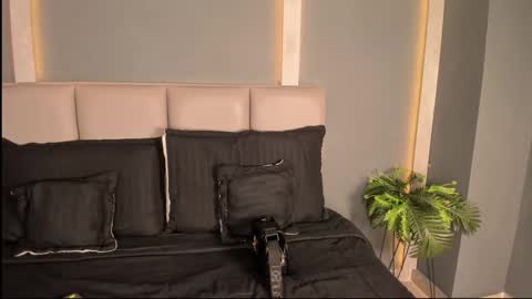 Snapshot of chloevixen_ chatting on 01.14.26 chloe vixen online show from 01.14.26