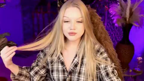 ChloeWight online show from 03.12.26