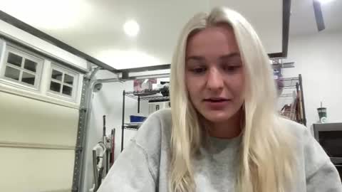 Chloe Babe online show from 01.14.26