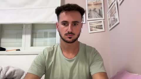 Snapshot of chlomo111 chatting on 12.21.24 MikeDuBose online show from 12.21.24