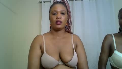 Snapshot of choco_violet chatting on 02.10.25 VIOLET online show from 02.10.25