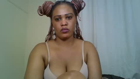 Snapshot of choco_violet chatting on 02.13.25 VIOLET online show from 02.13.25