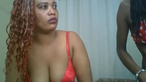 Snapshot of choco_violet chatting on 02.14.25 VIOLET online show from 02.14.25