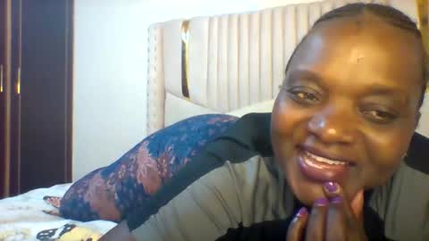 Snapshot of chocobabe002 chatting on 04.28.26 chocobabe002 online show from 04.28.26