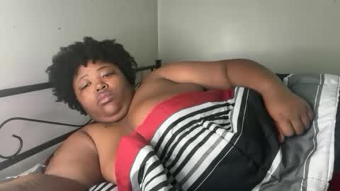 Snapshot of chocolatebunnyxx69 chatting on 04.26.26 Melina online show from 04.26.26