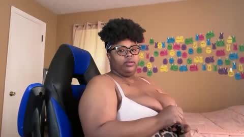 Snapshot of chocolatebunnyxx69 chatting on 05.29.26 Melina online show from 05.29.26