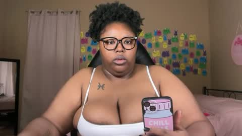 Snapshot of chocolatebunnyxx69 chatting on 06.23.26 Melina online show from 06.23.26