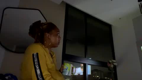 ChocolateCakeQueen online show from 01.28.25