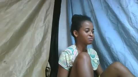 Snapshot of chololatblonde chatting on 02.15.26 chololatblonde online show from 02.15.26