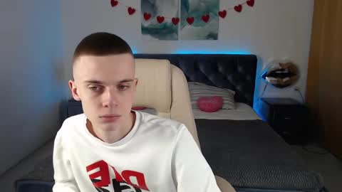 Snapshot of chris_18rown chatting on 02.17.25 Chris Brown online show from 02.17.25