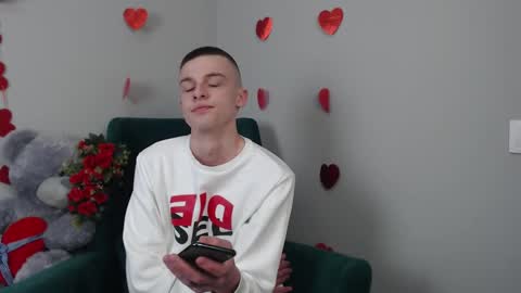 Snapshot of chris_18rown chatting on 02.18.25 Chris Brown online show from 02.18.25