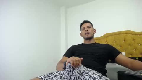 Snapshot of chris_dick2 chatting on 04.19.26 chris_dick2 online show from 04.19.26