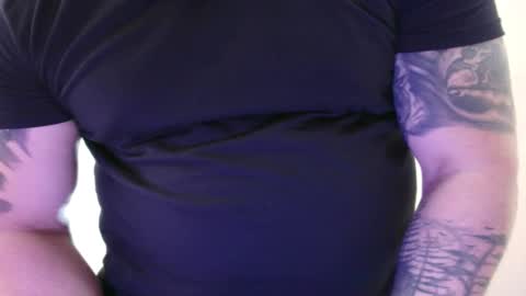 Snapshot of chris_laos chatting on 10.02.25 chris_laos online show from 10.02.25