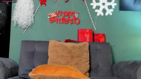 Snapshot of chris_macgregoor chatting on 12.15.24 Chriz online show from 12.15.24