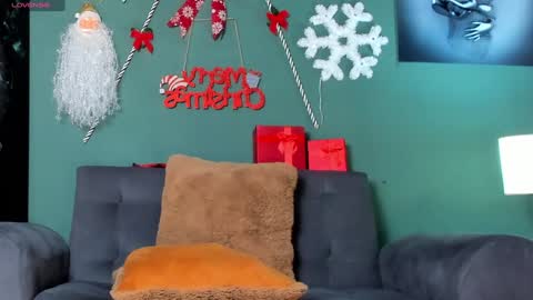 Snapshot of chris_macgregoor chatting on 01.03.25 Chriz online show from 01.03.25