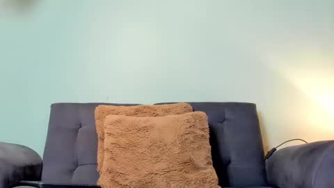 Snapshot of chris_macgregoor chatting on 02.12.25 Chriz online show from 02.12.25