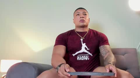 Snapshot of chris_macgregoor chatting on 03.06.25 Chriz online show from 03.06.25