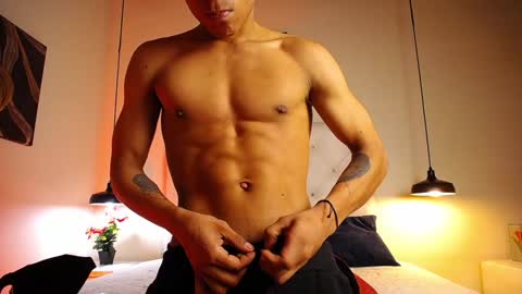 Snapshot of chris_weell chatting on 01.03.25 Chris Weell online show from 01.03.25