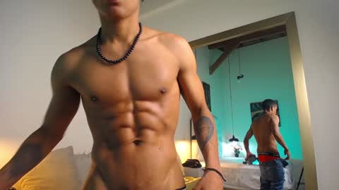 Snapshot of chris_weell chatting on 01.18.25 Chris Weell online show from 01.18.25