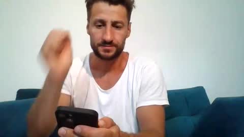 Snapshot of chrisaron chatting on 06.17.26 chrisaron online show from 06.17.26
