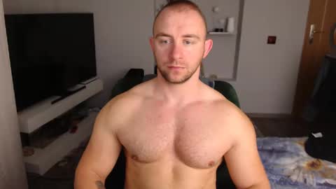 Snapshot of chrisbigbiceps chatting on 12.30.24 chrisbigbiceps online show from 12.30.24