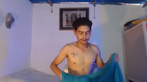 Snapshot of chrisisaak chatting on 01.07.26 chrisisaak online show from 01.07.26