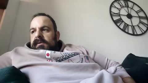 Snapshot of chrisole chatting on 12.01.25 chris ole online show from 12.01.25