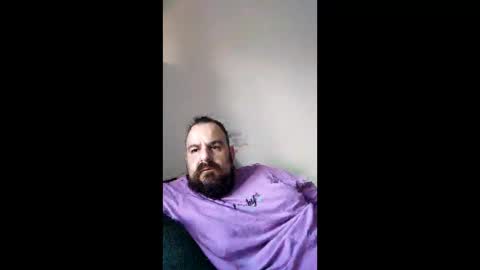 Snapshot of chrisole chatting on 12.18.25 chris ole online show from 12.18.25