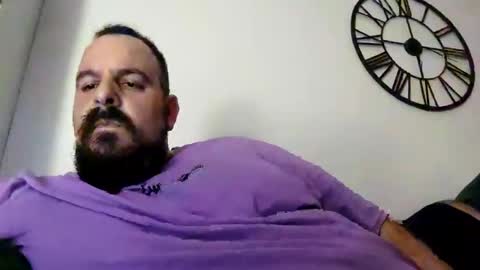 Snapshot of chrisole chatting on 02.02.26 chris ole online show from 02.02.26