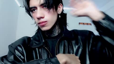 Snapshot of chriss_opp chatting on 01.28.25 CHRIS  INDEPENT MODEL online show from 01.28.25