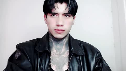 Snapshot of chriss_opp chatting on 09.20.25 CHRIS  INDEPENT MODEL online show from 09.20.25