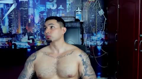 Snapshot of chriss_stewart2 chatting on 02.25.26 Chriss Stewart online show from 02.25.26