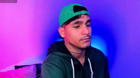 Christian Wang online show from 11.30.25